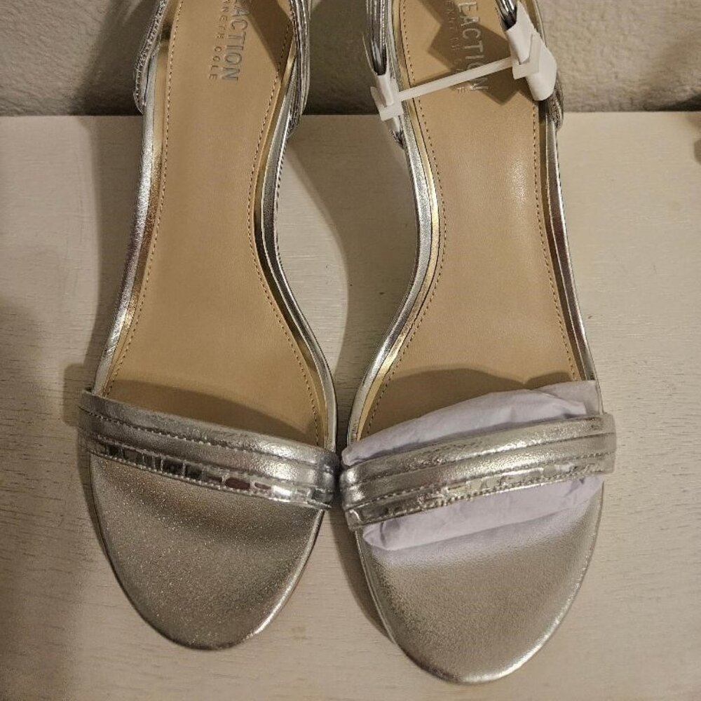 Women's Kenneth Cole Reaction Bobbi Slingback Heeled Dress Sandal Silver 10M